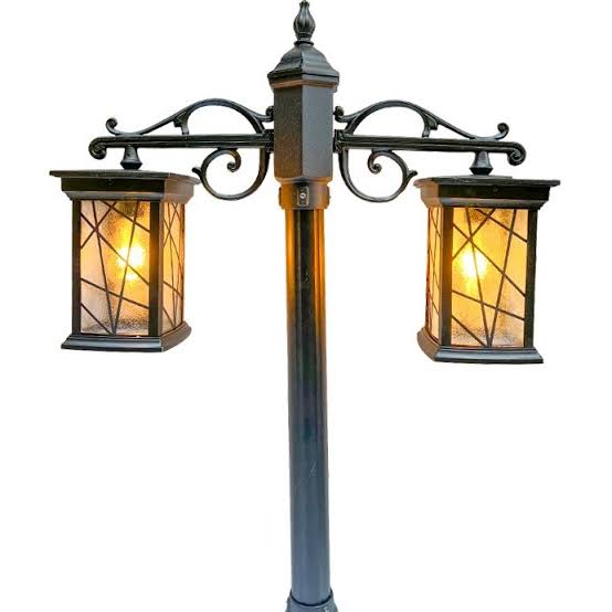 چراغ دوشاخه آدریان - ایفل